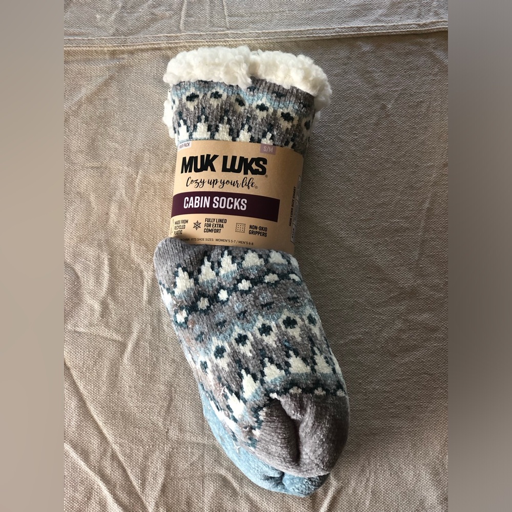 Muk Luks Two Pack Cabin Sock, Size Small/Medium New In Packaging